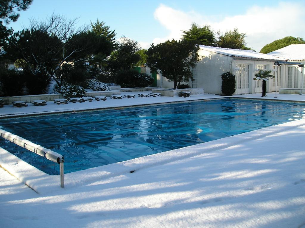 Hotel Les Gollandieres Le Bois-Plage-en-Ré Exteriör bild