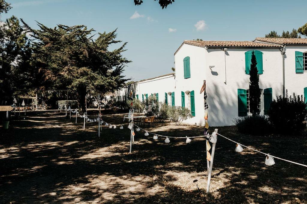 Hotel Les Gollandieres Le Bois-Plage-en-Ré Exteriör bild