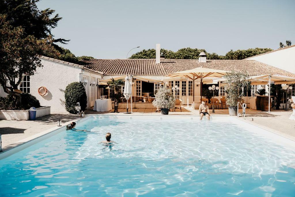 Hotel Les Gollandieres Le Bois-Plage-en-Ré Exteriör bild